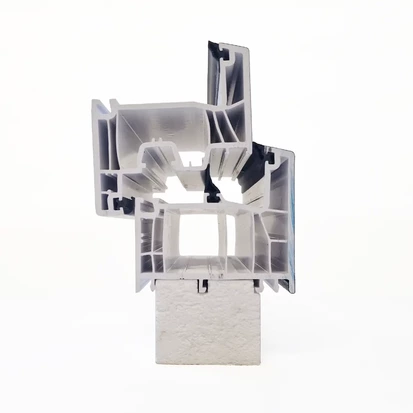 Podkladové profily pod okná: Ako na montáž bez tepelných mostov